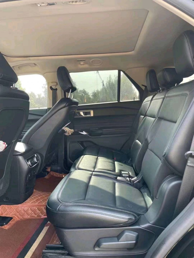 东营21年福特探险者5