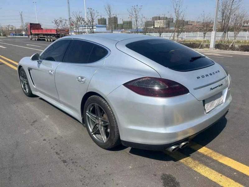 徐州13年保时捷帕拉梅拉8