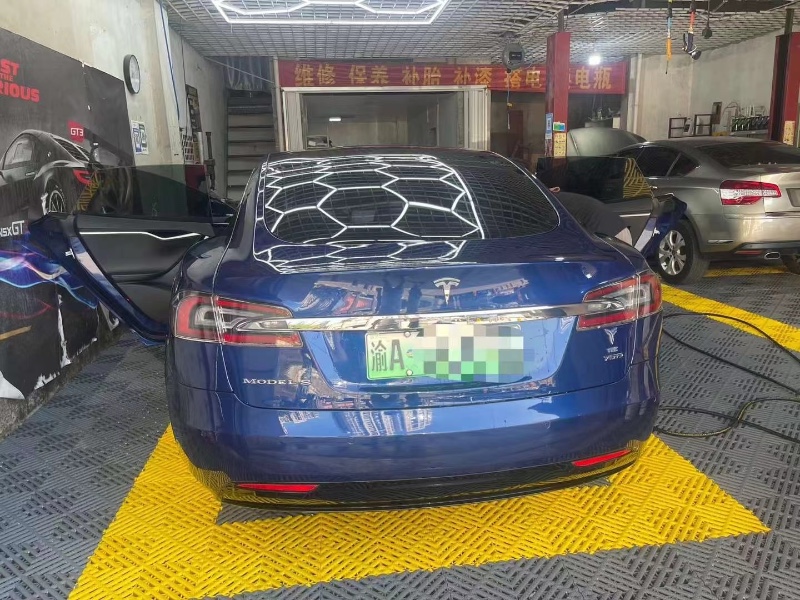重慶18年特斯拉Model S5