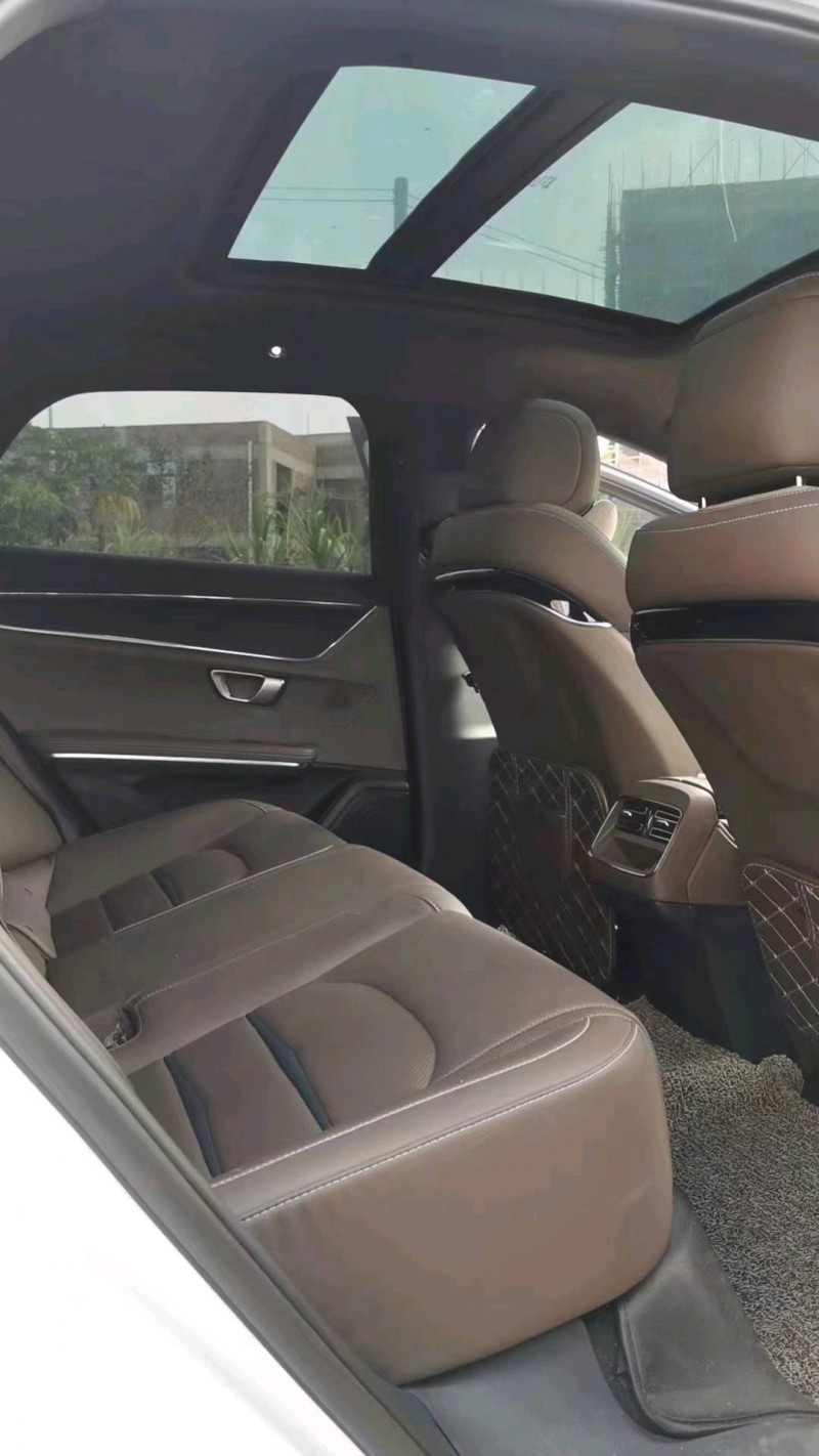 汕头22年比亚迪汉5