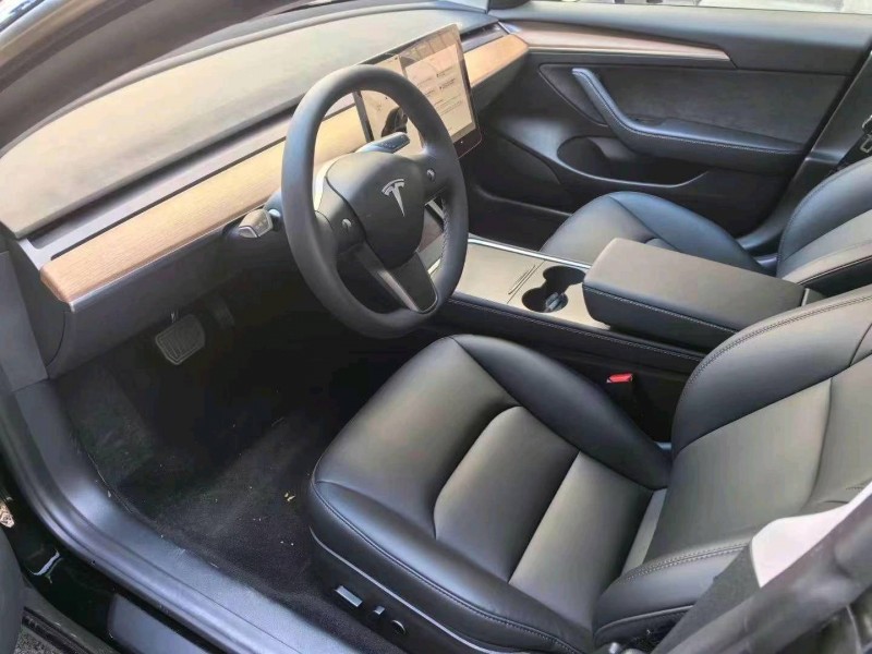 鄂州23年特斯拉MODEL 35