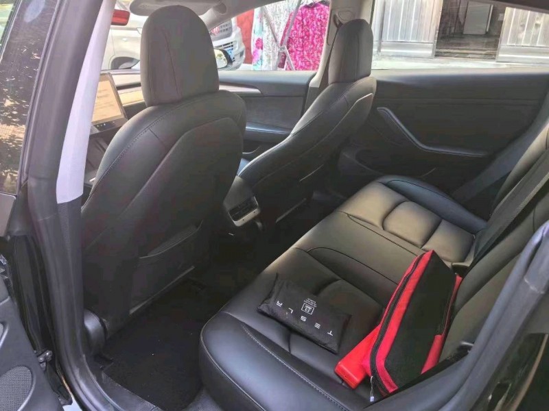 鄂州23年特斯拉MODEL 37