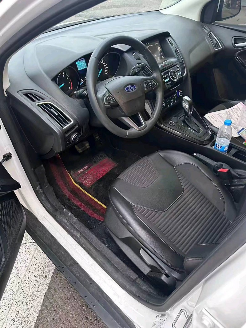 苏州16年福特福克斯8