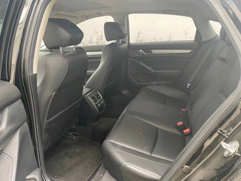 邯郸22年本田雅阁7