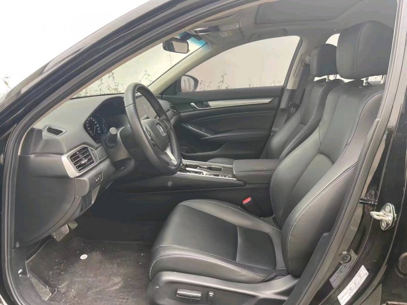 邯郸22年本田雅阁9