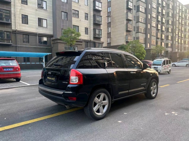 徐州12年Jeep指南者8