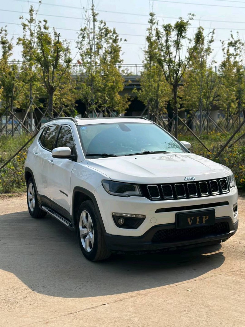 青岛17年Jeep指南者3