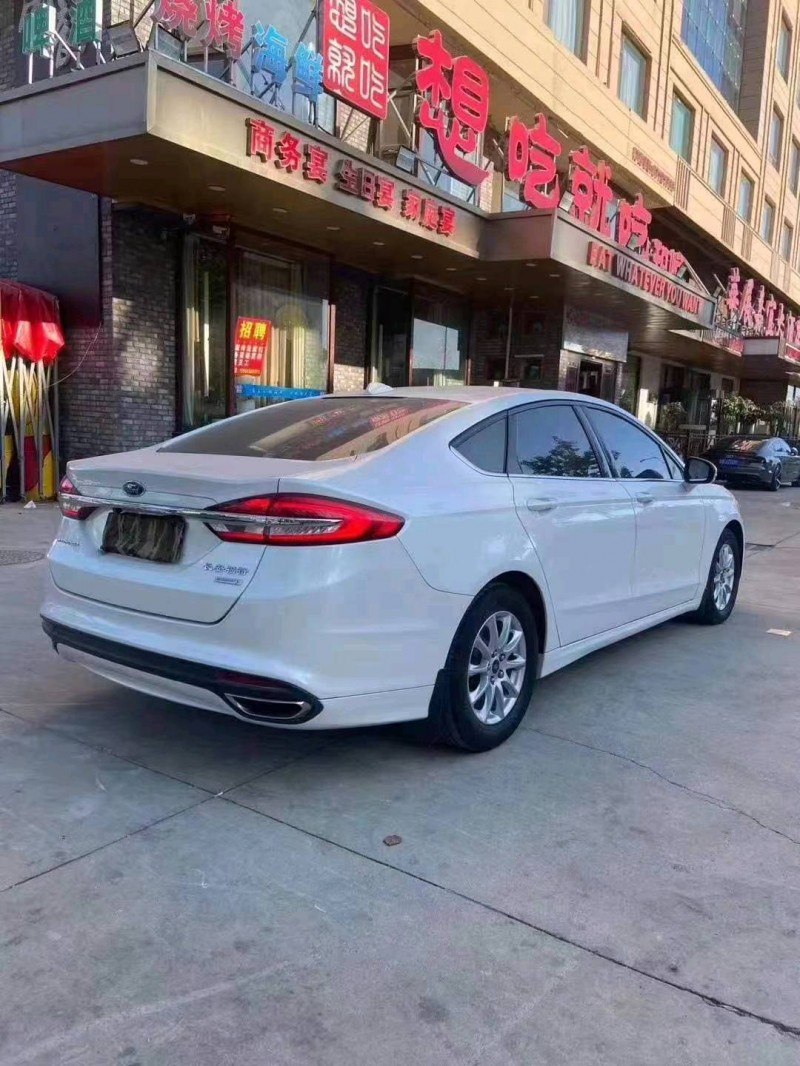 东营17年福特蒙迪欧5