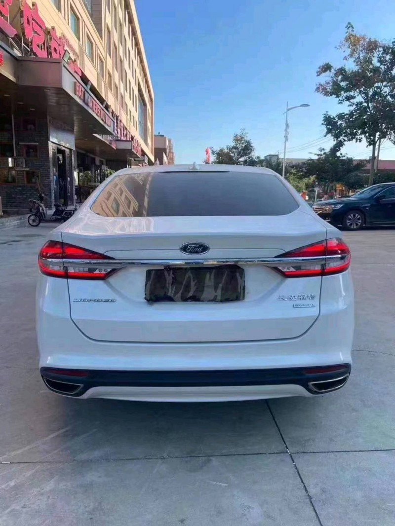 东营17年福特蒙迪欧7