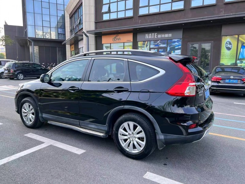 汕头16年本田CRV7