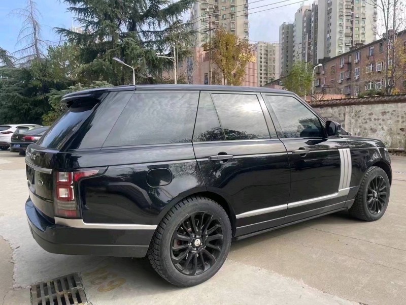 东营17年路虎揽胜行政4