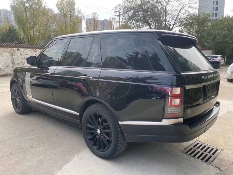 东营17年路虎揽胜行政7