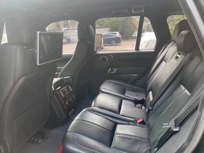 东营17年路虎揽胜行政8