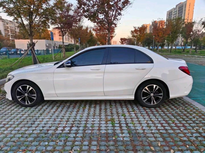 嘉兴16年奔驰C5