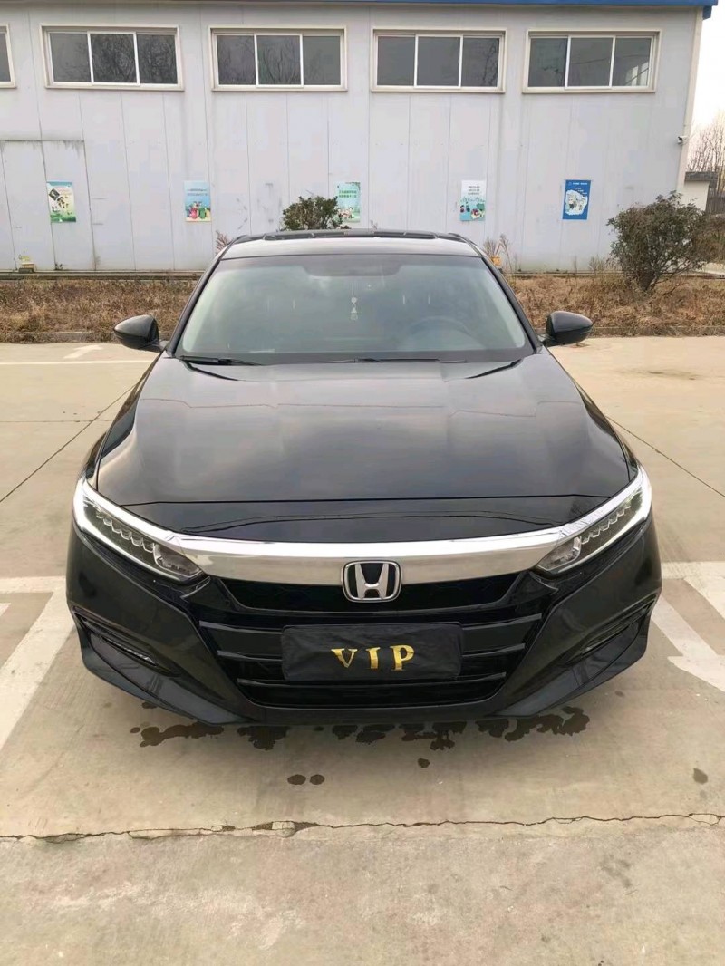 苏州18年本田雅阁1