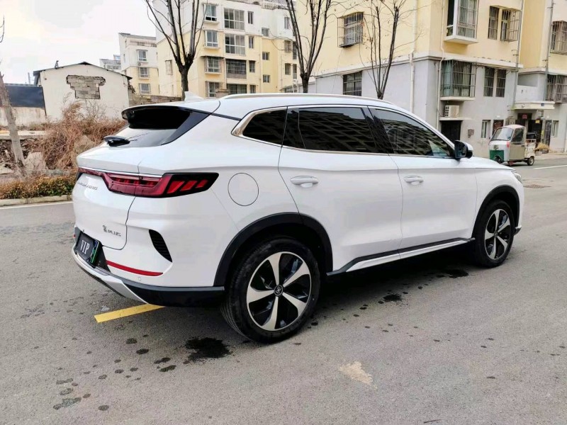 常州23年比亚迪宋3