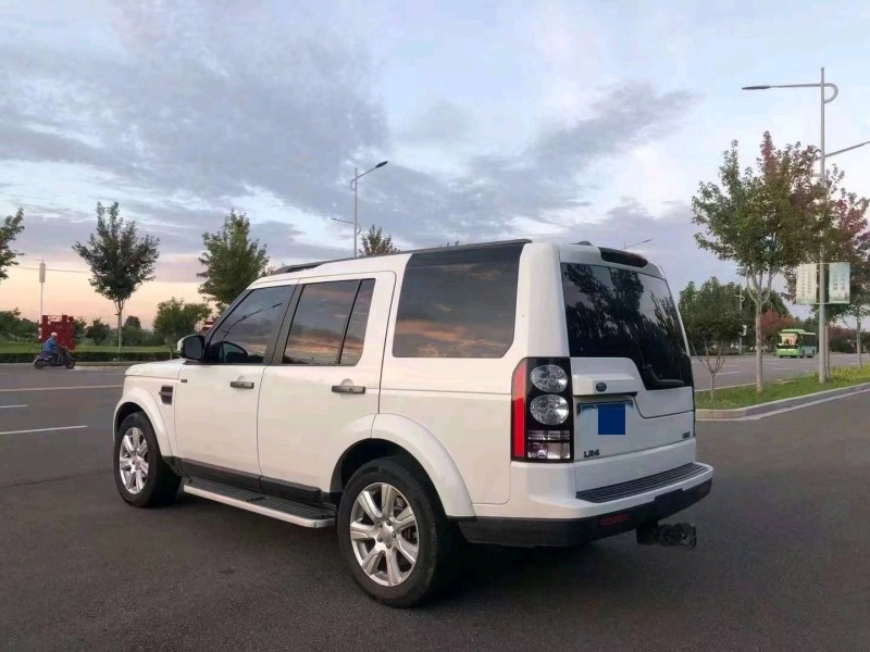 苏州15年路虎发现7