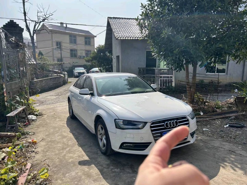嘉兴13年奥迪A4L2