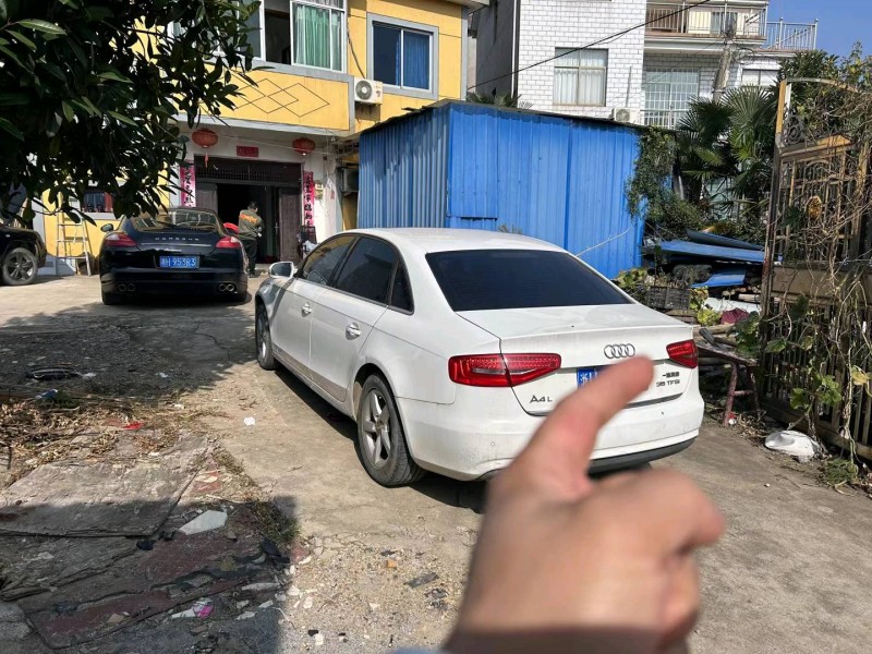 嘉兴13年奥迪A4L3