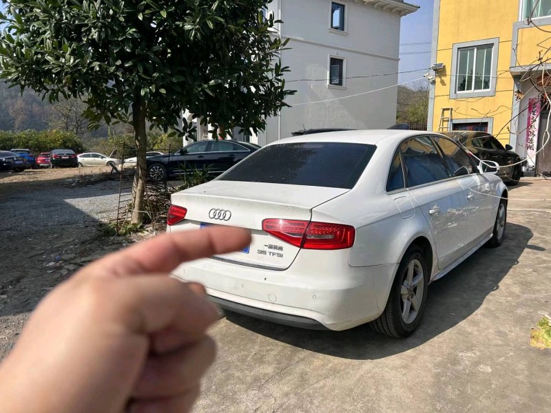 嘉兴13年奥迪A4L8
