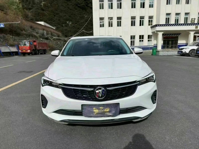 成都22年别克威朗1