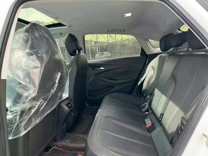 成都22年别克威朗4