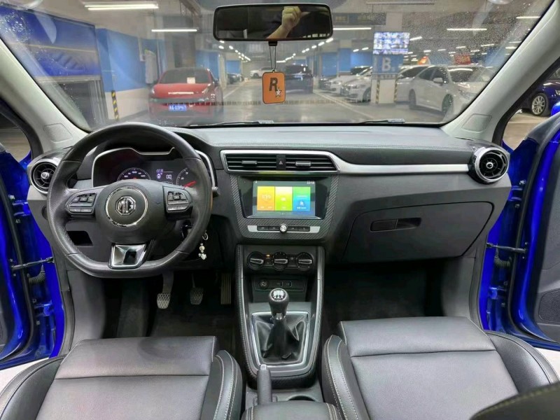 成都18年名爵ZS6