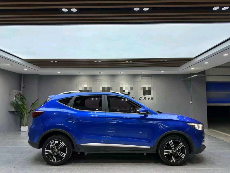 成都18年名爵ZS8