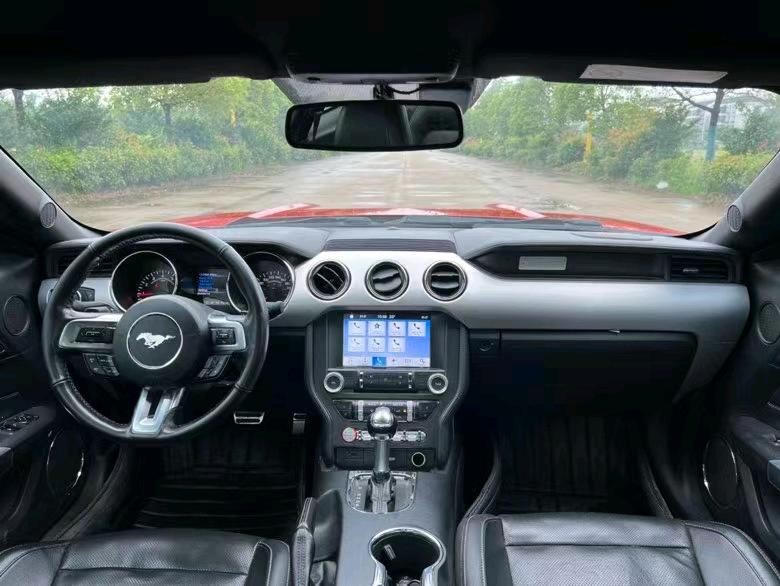 盐城17年福特野马8