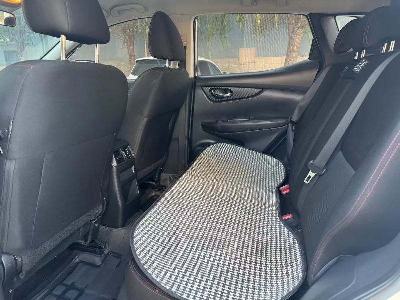 保定21年日产逍客6