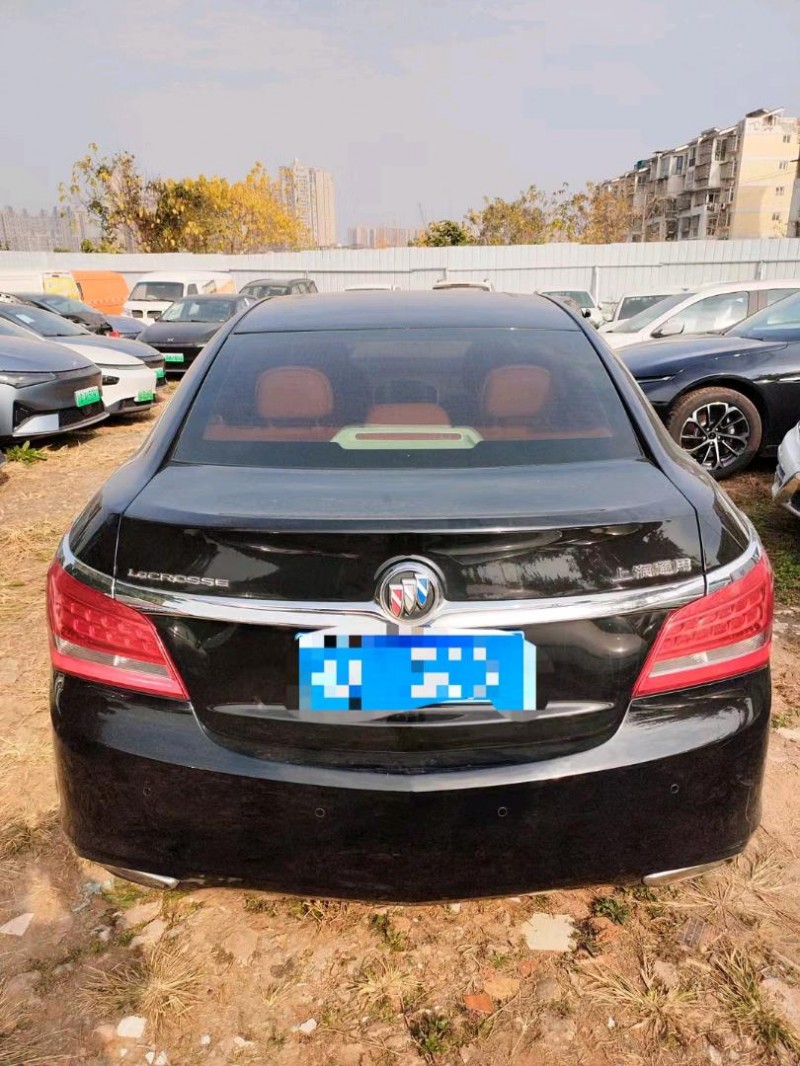 枣庄15年别克君越4