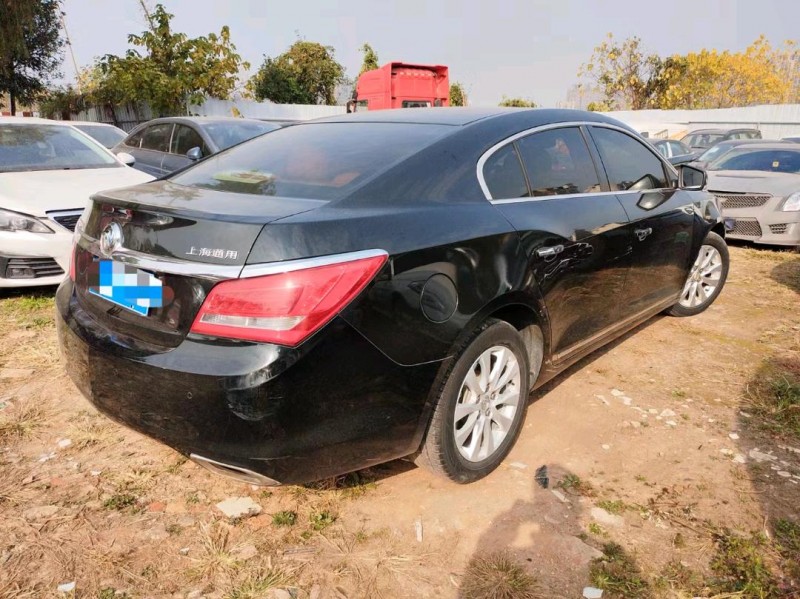 枣庄15年别克君越7