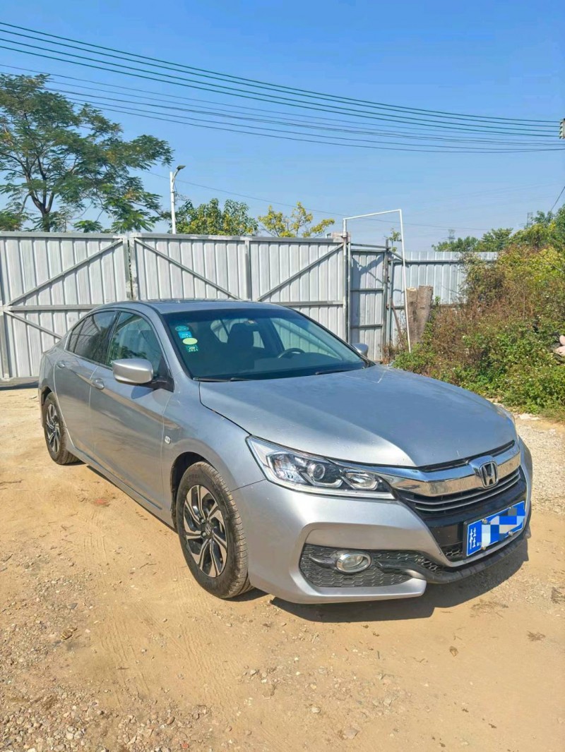 广州17年本田雅阁2