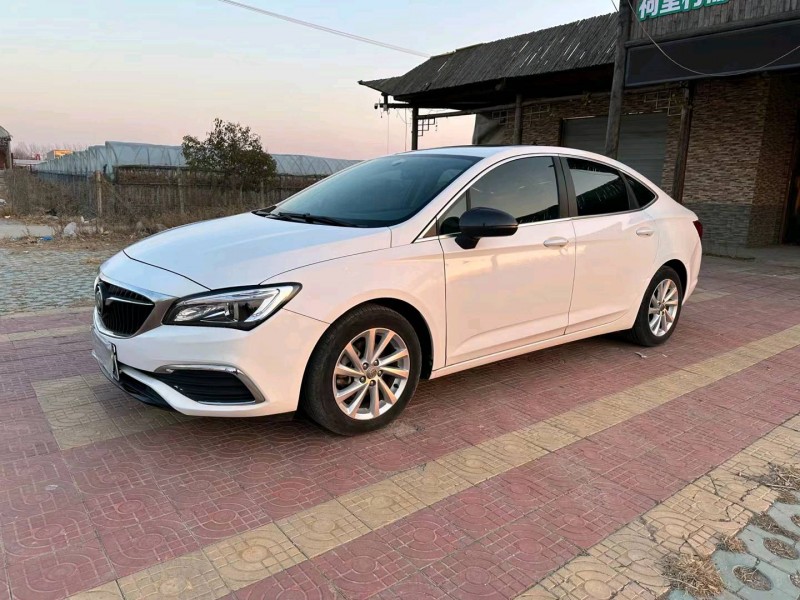 苏州18年别克威朗3