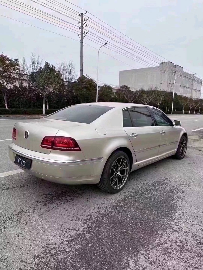 菏泽14年大众辉腾4