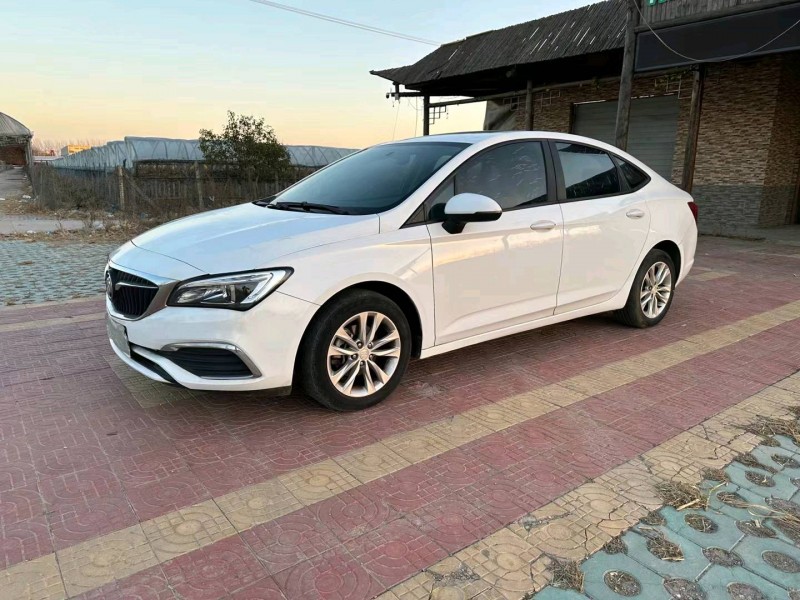 常州17年别克威朗3