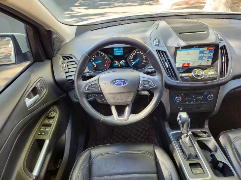 青岛18年福特翼虎5