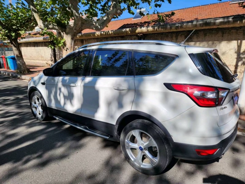 青岛18年福特翼虎7