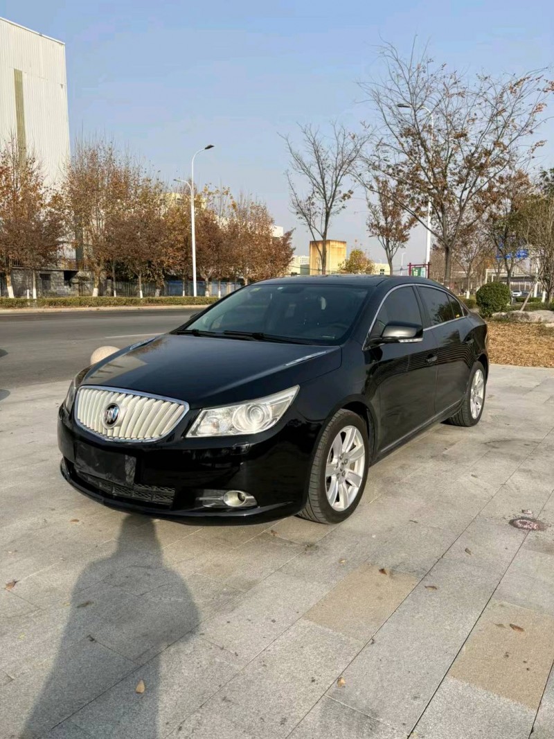 宿迁12年别克君越2