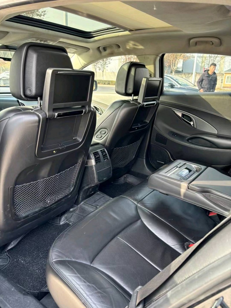 宿迁12年别克君越5