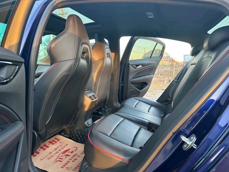 常州21年别克君威5