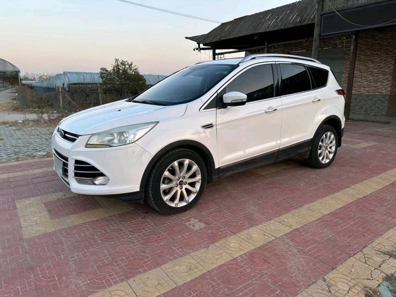 苏州13年福特翼虎9