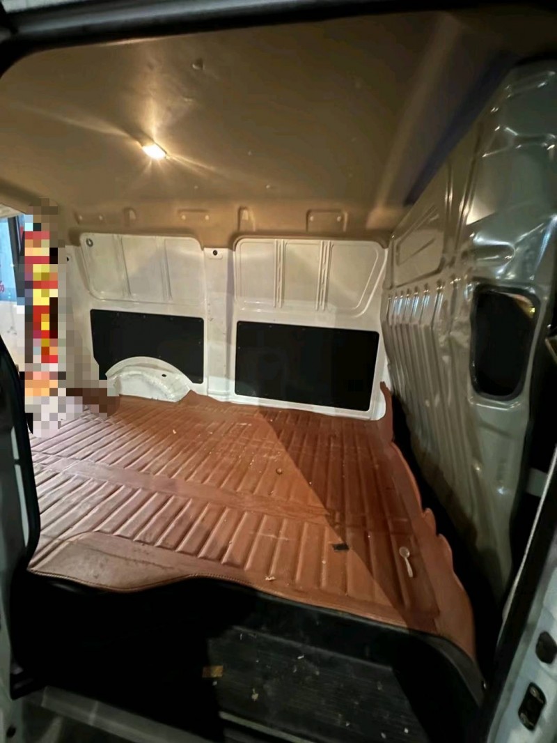 青岛23年长安汽车睿行3