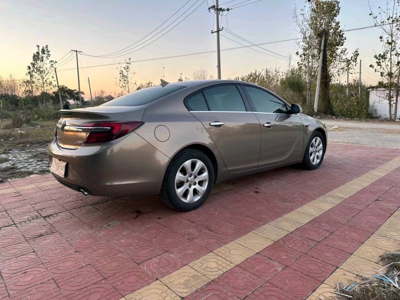 常州15年别克君威7