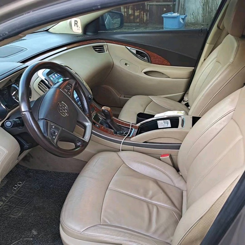 烟台10年别克君越5