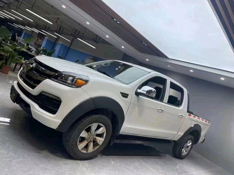 成都20年福特拓路者2