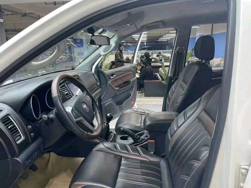 成都20年福特拓路者7