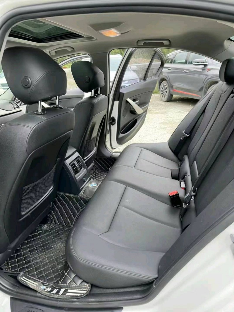 成都15年宝马3系4