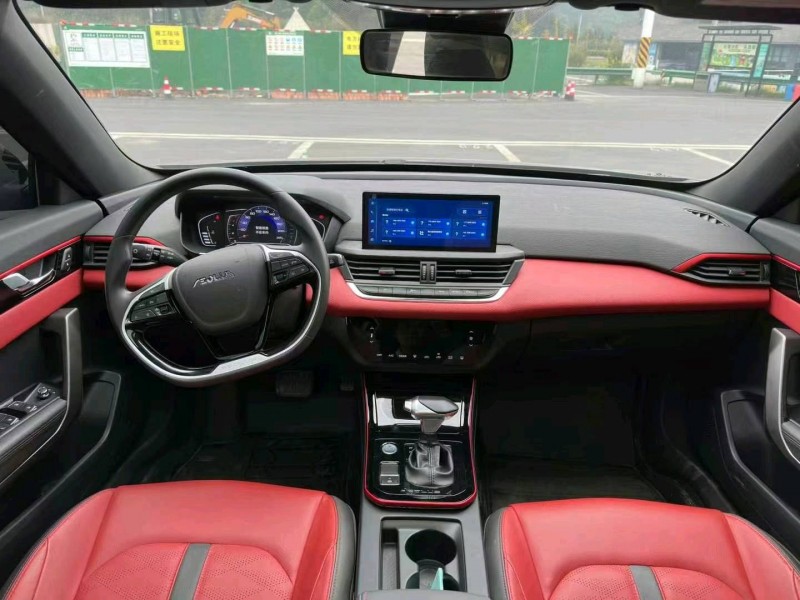 成都22年东风奕炫6