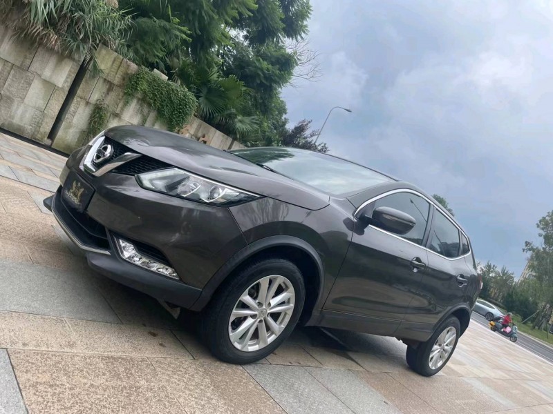 成都17年日产逍客2